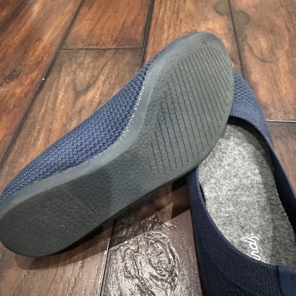 Allbirds Navy blue flats woman’s size 7 - Picture 4 of 5